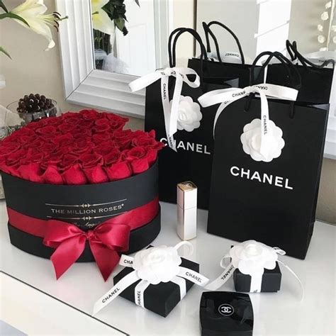 luxurious gifts for her